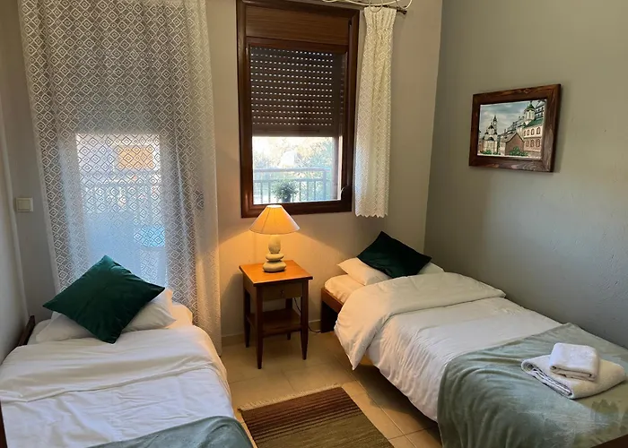 2 Apartment Nea Roda